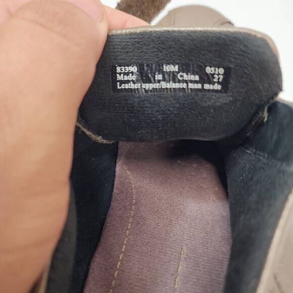 CLARKS Size 10 M Everyday Bronze Gold Walking Leather Slip On Loafer Sneakers G - Picture 8 of 9